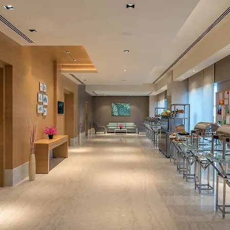 Feathers- A Radha Hotel, Chennai 