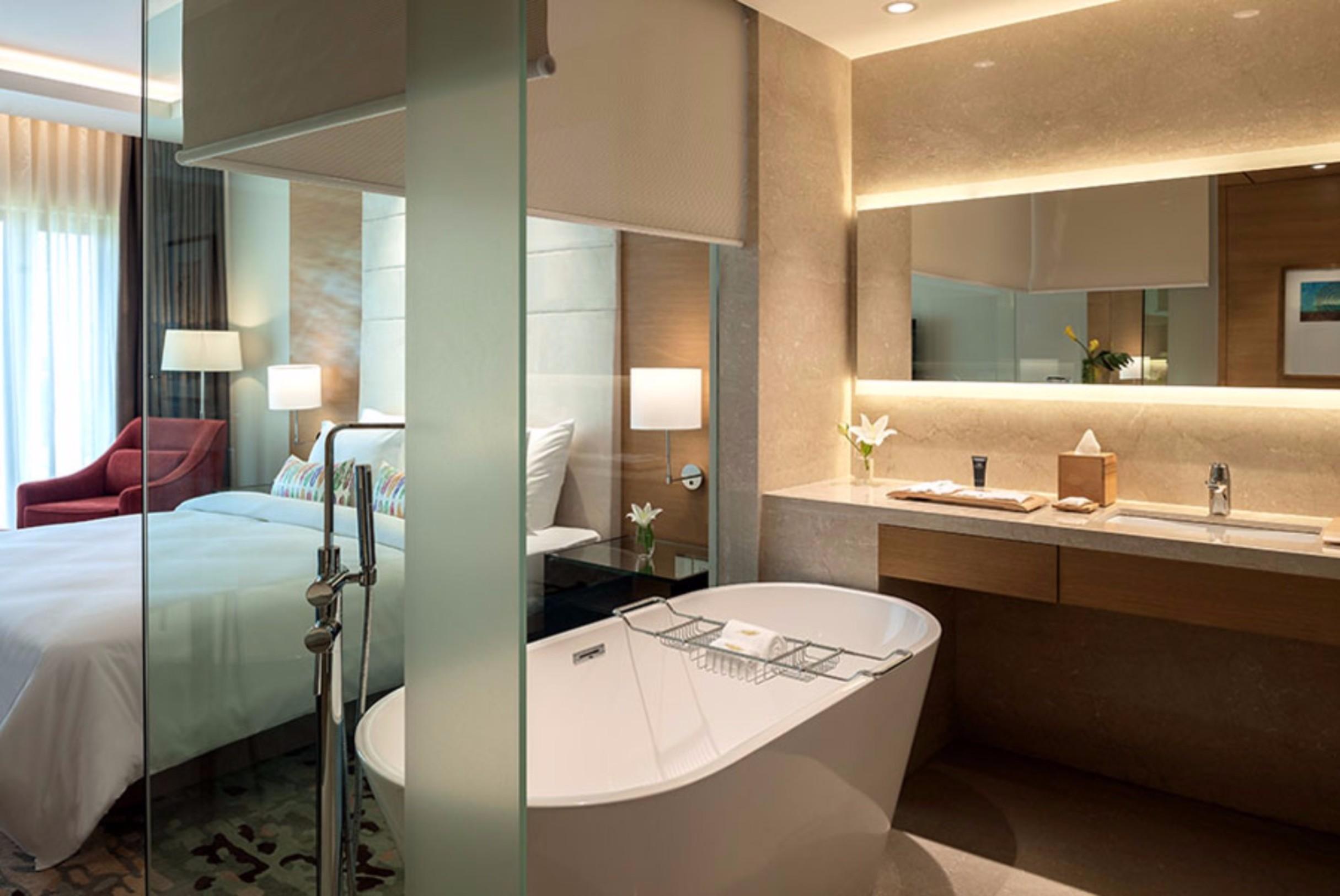 Hotel Feathers- A Radha Hotel,