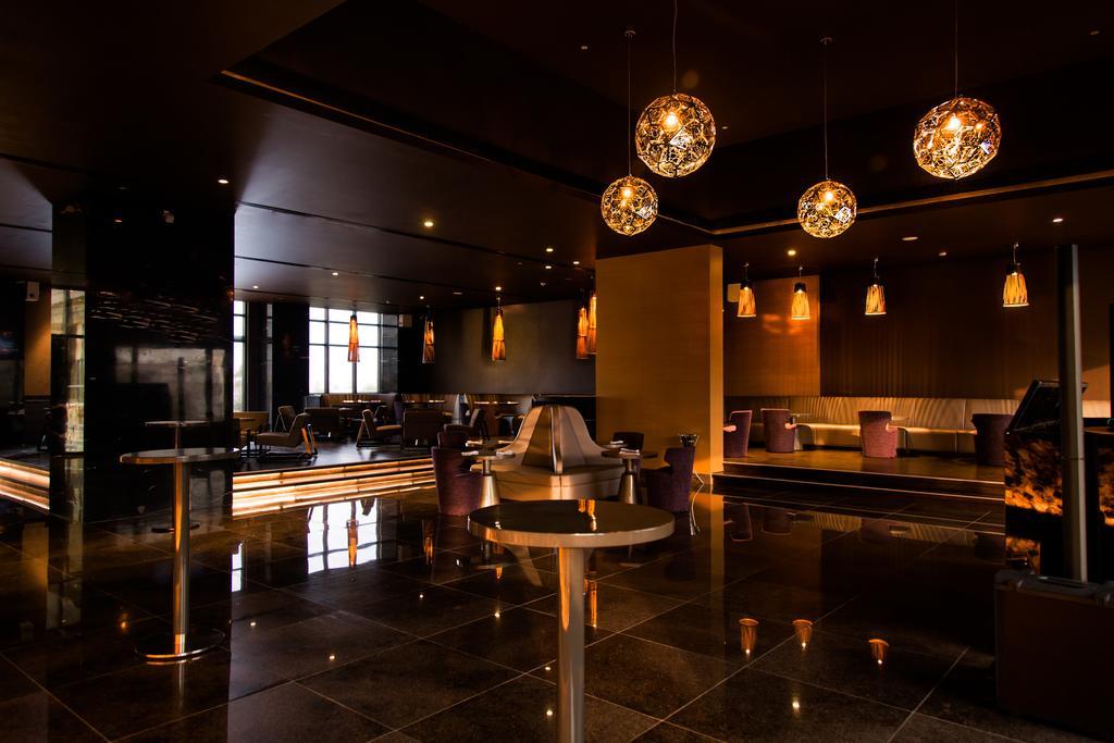 Feathers- A Radha Hotel, Hotel 5*